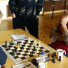 Tisch 1 in Runde 4: Ulrich Wolf (links) gegen Willy Rosen
